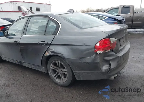 2008 BMW 328Xi из США, поврежденный, VIN WBAVC93538K043754